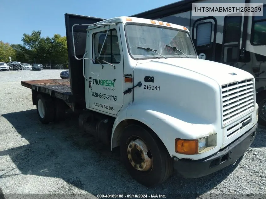 1996 International 4000 4700 VIN: 1HTSMABM8TH258259 Lot: 40189188