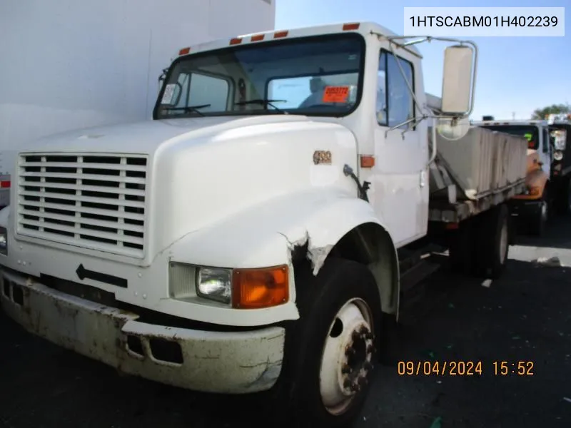 2001 International 4000 4700 VIN: 1HTSCABM01H402239 Lot: 40539483