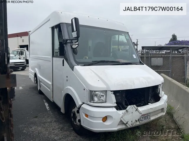 JALB4T179C7W00164 2012 Isuzu Commercial Van