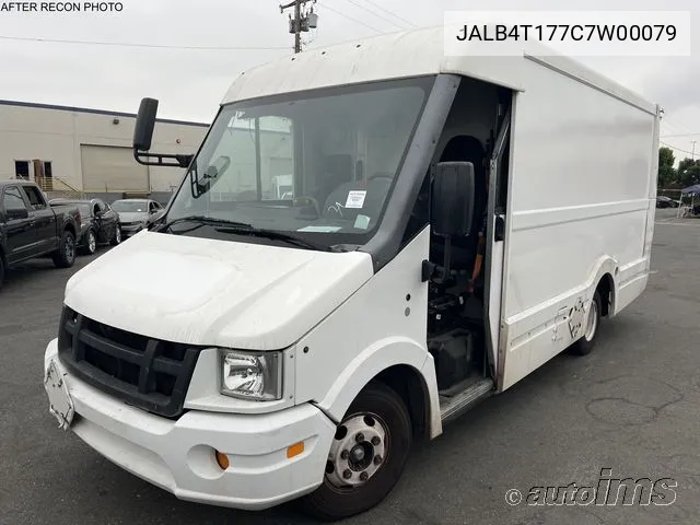 JALB4T177C7W00079 2012 Isuzu Commercial Van