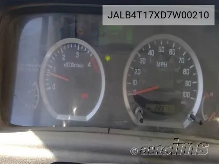 JALB4T17XD7W00210 2013 Isuzu Commercial Van