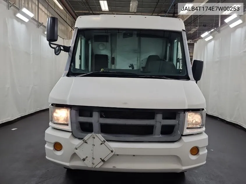 2014 Isuzu Commercial Van VIN: JALB4T174E7W00253 Lot: 40827415