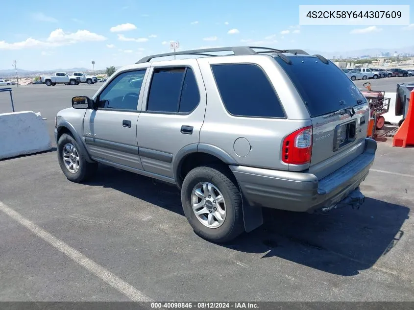 4S2CK58Y644307609 2004 Isuzu Rodeo S 3.5L V6