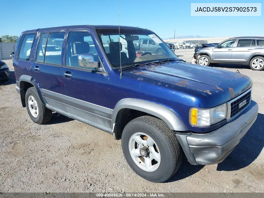 1995 Isuzu Trooper S VIN: JACDJ58V2S7902573 Lot: 40089526