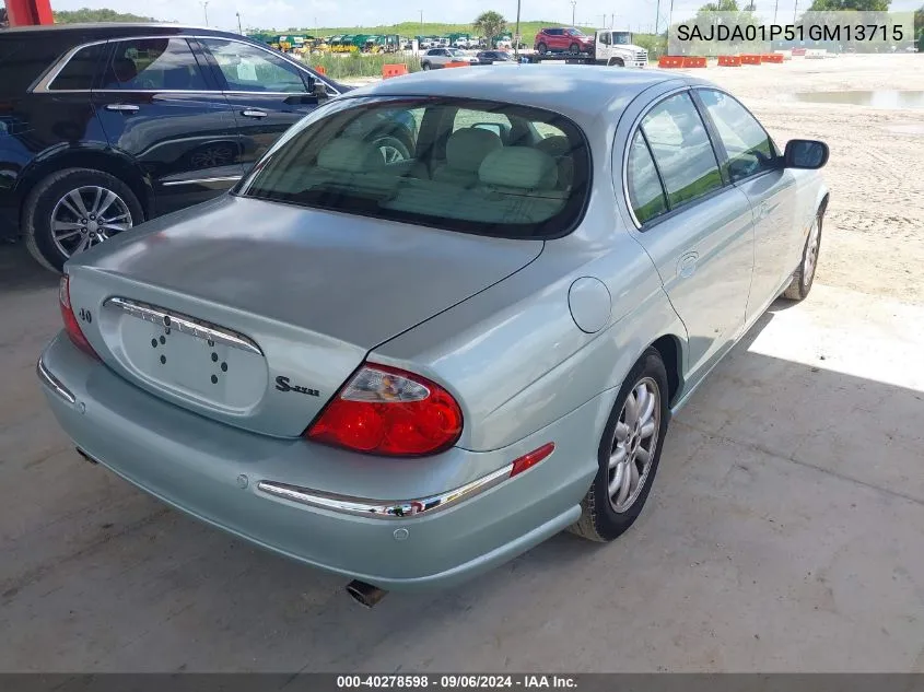 2001 Jaguar S-Type 4.0L V8 VIN: SAJDA01P51GM13715 Lot: 40278598