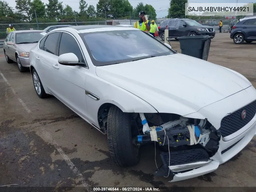 SAJBJ4BV8HCY44921 2017 Jaguar Xf 35T Premium