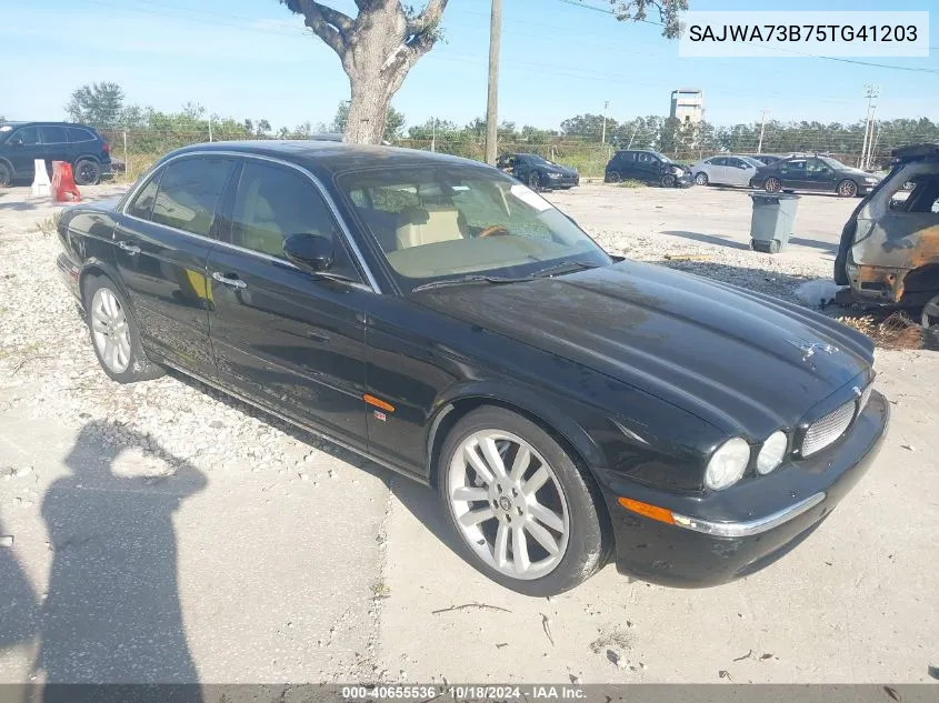 2005 Jaguar Xj Xjr VIN: SAJWA73B75TG41203 Lot: 40655536