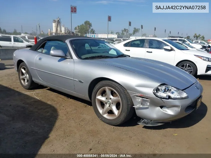 SAJJA42C2YNA07258 2000 Jaguar Xk8