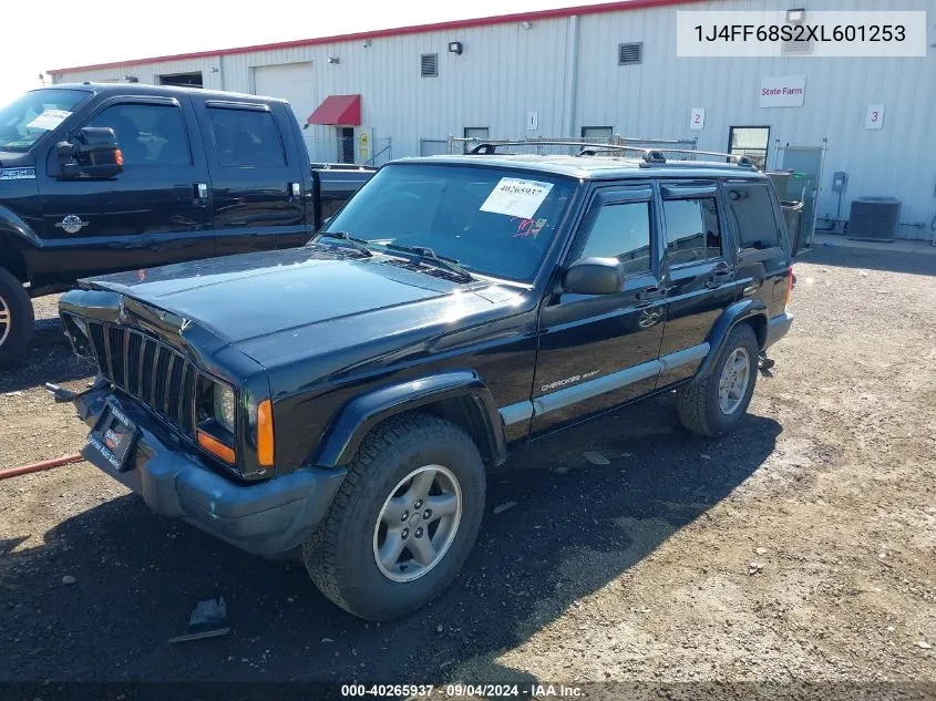 1999 Jeep Cherokee Classic/Sport VIN: 1J4FF68S2XL601253 Lot: 40265937