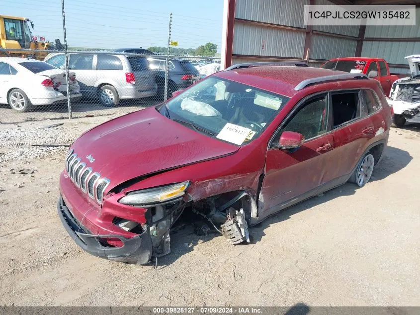 2016 Jeep Cherokee Latitude VIN: 1C4PJLCS2GW135482 Lot: 39828127