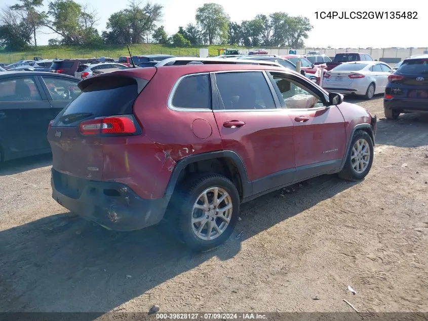 2016 Jeep Cherokee Latitude VIN: 1C4PJLCS2GW135482 Lot: 39828127