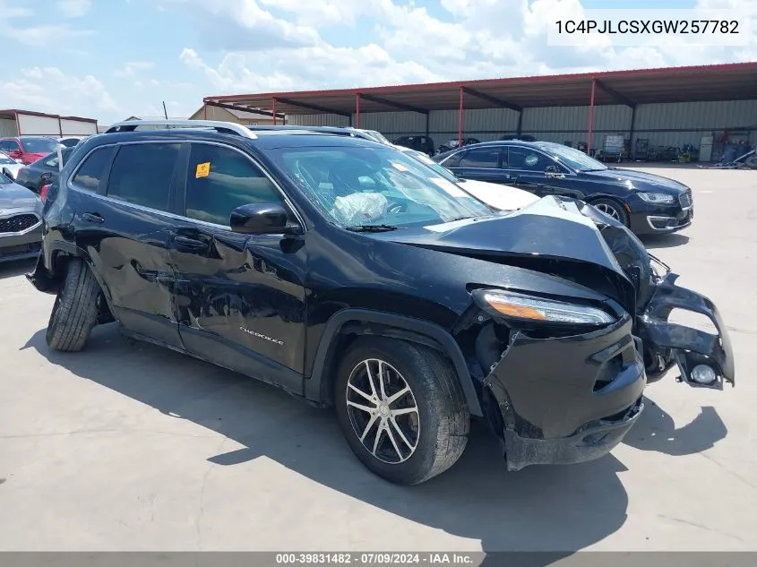 2016 Jeep Cherokee Latitude VIN: 1C4PJLCSXGW257782 Lot: 39831482