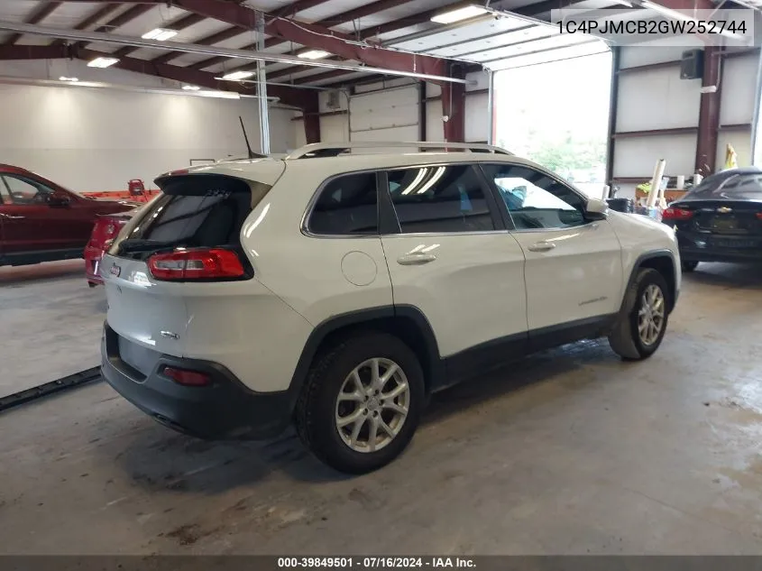 2016 Jeep Cherokee Latitude VIN: 1C4PJMCB2GW252744 Lot: 39849501