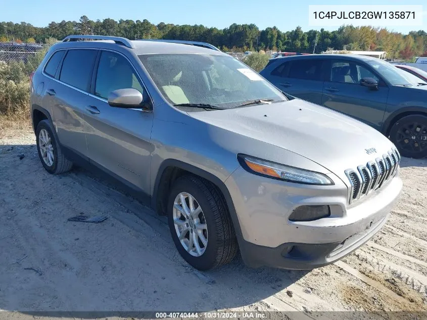 2016 Jeep Cherokee Latitude VIN: 1C4PJLCB2GW135871 Lot: 40740444