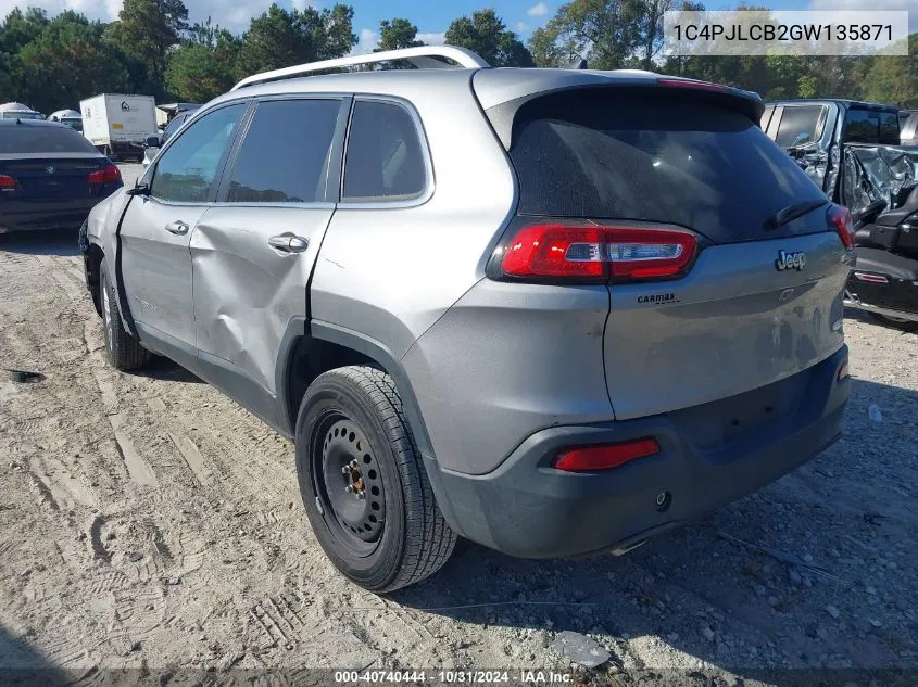 2016 Jeep Cherokee Latitude VIN: 1C4PJLCB2GW135871 Lot: 40740444