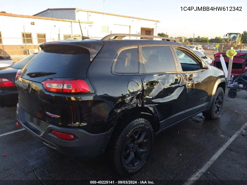 1C4PJMBB4HW612342 2017 Jeep Cherokee Trailhawk 4X4