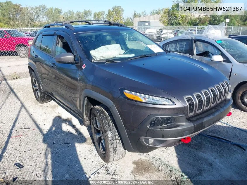 1C4PJMBB5HW621387 2017 Jeep Cherokee Trailhawk