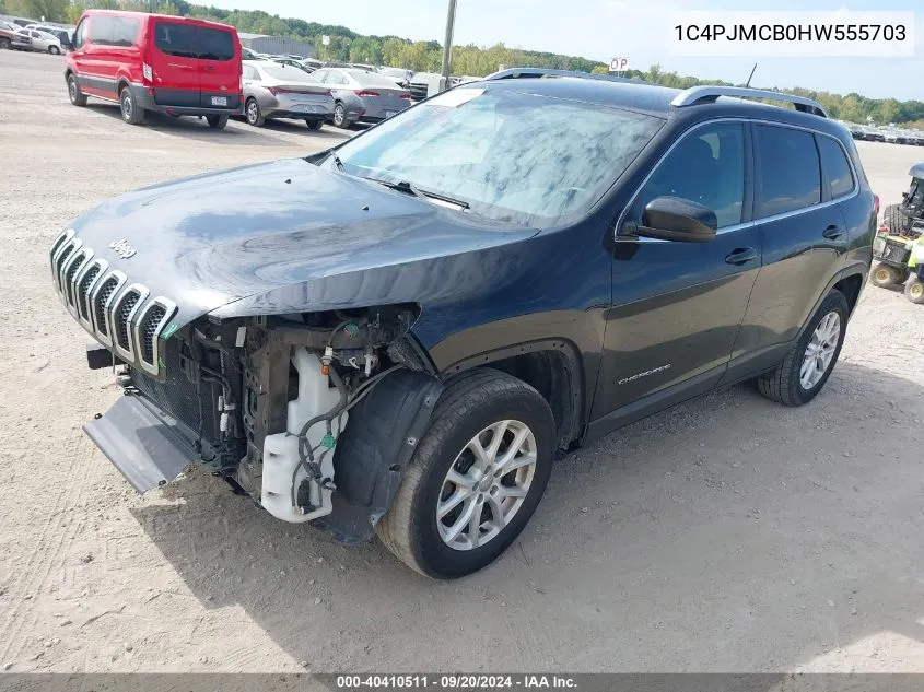 2017 Jeep Cherokee Latitude 4X4 VIN: 1C4PJMCB0HW555703 Lot: 40410511