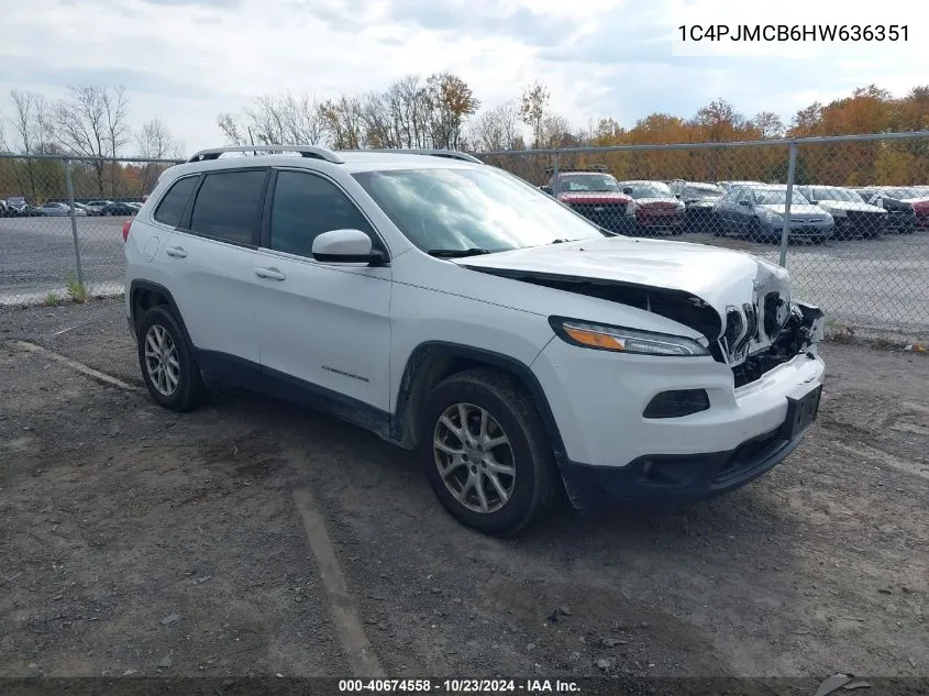 2017 Jeep Cherokee Latitude 4X4 VIN: 1C4PJMCB6HW636351 Lot: 40674558