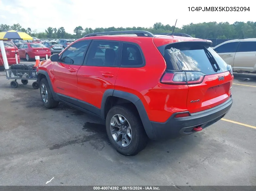 2019 Jeep Cherokee Trailhawk 4X4 VIN: 1C4PJMBX5KD352094 Lot: 40074392