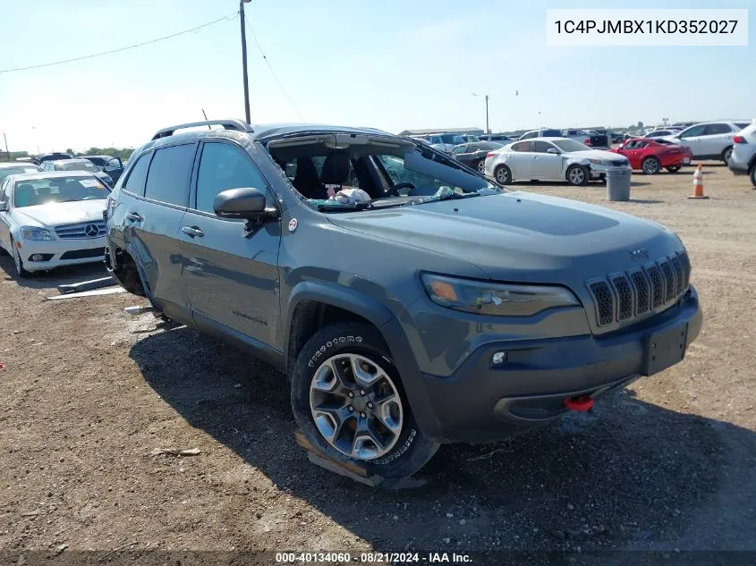 2019 Jeep Cherokee Trailhawk 4X4 VIN: 1C4PJMBX1KD352027 Lot: 40134060