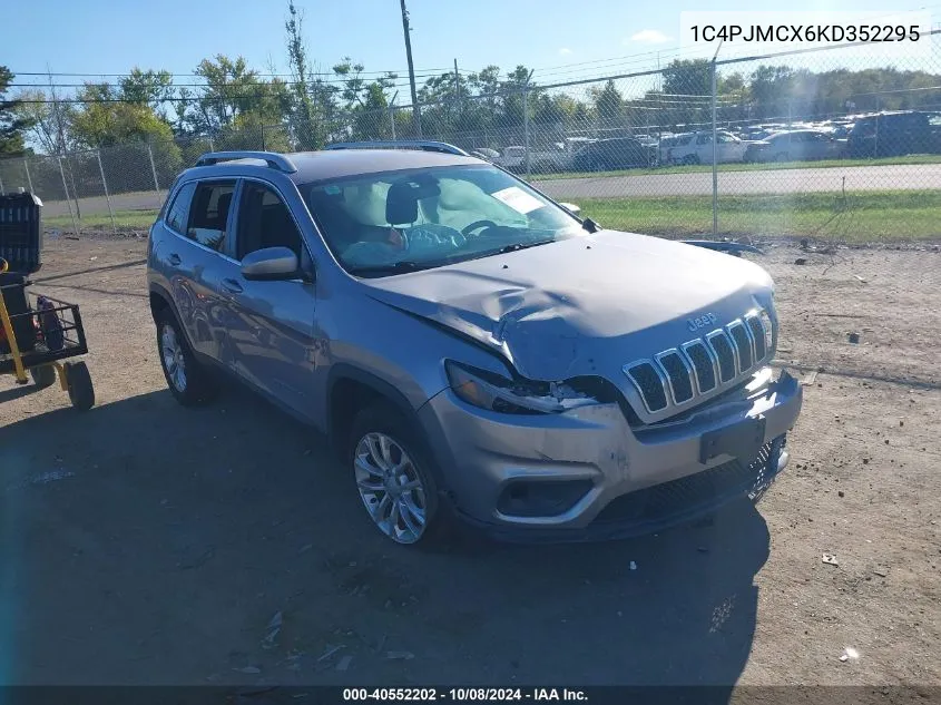 2019 Jeep Cherokee Latitude VIN: 1C4PJMCX6KD352295 Lot: 40552202