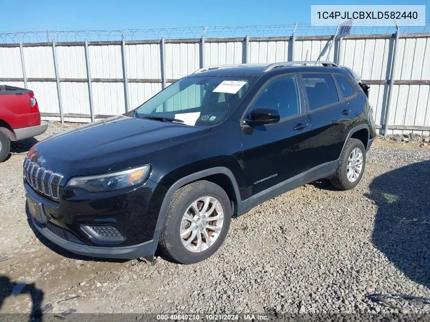 2020 Jeep Cherokee Latitude VIN: 1C4PJLCBXLD582440 Lot: 40640210