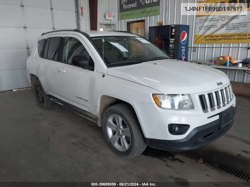 1J4NF1FB9BD197517 2011 Jeep Compass