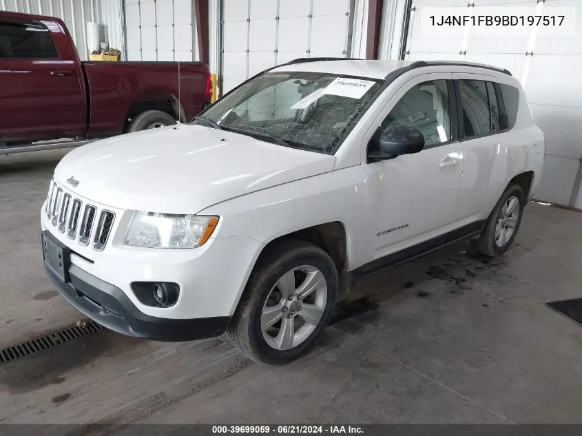 1J4NF1FB9BD197517 2011 Jeep Compass