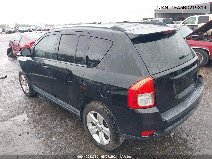 1J4NT1FA5BD219819 2011 Jeep Compass