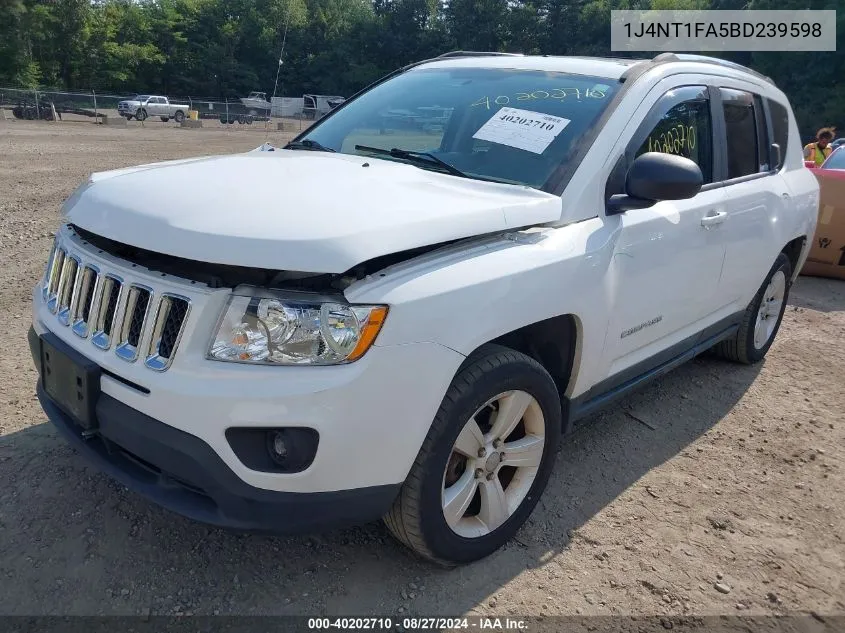 2011 Jeep Compass VIN: 1J4NT1FA5BD239598 Lot: 40202710