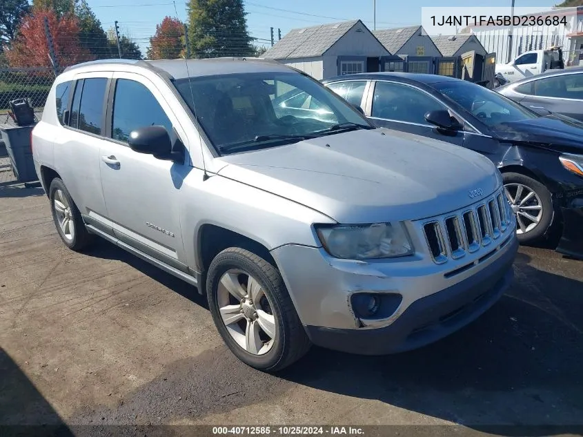 2011 Jeep Compass VIN: 1J4NT1FA5BD236684 Lot: 40712585