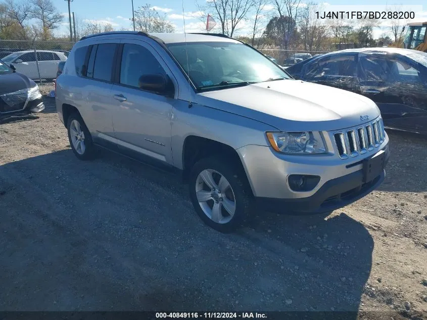 1J4NT1FB7BD288200 2011 Jeep Compass