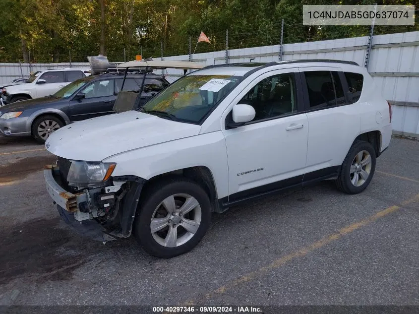 2016 Jeep Compass Sport/North VIN: 1C4NJDAB5GD637074 Lot: 40297346