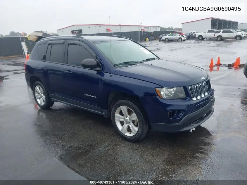 2016 Jeep Compass Sport/Sport Se VIN: 1C4NJCBA9G0690495 Lot: 40749381