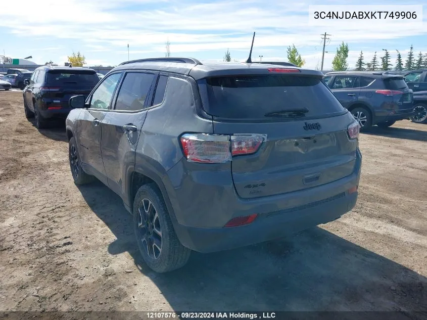 2019 Jeep Compass Sport VIN: 3C4NJDABXKT749906 Lot: 12107576