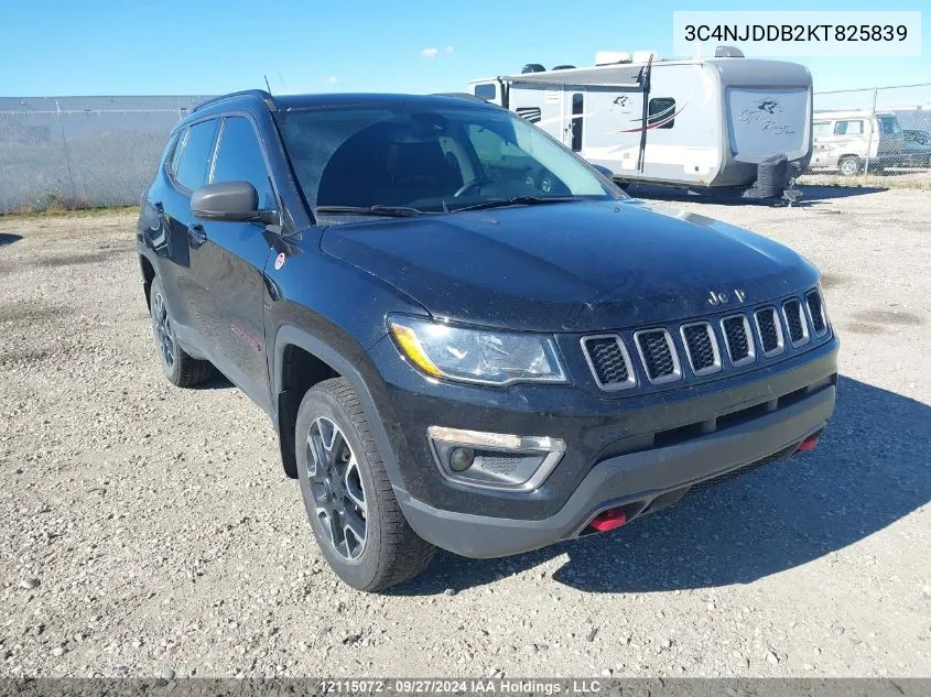 2019 Jeep Compass Trailhawk VIN: 3C4NJDDB2KT825839 Lot: 12115072