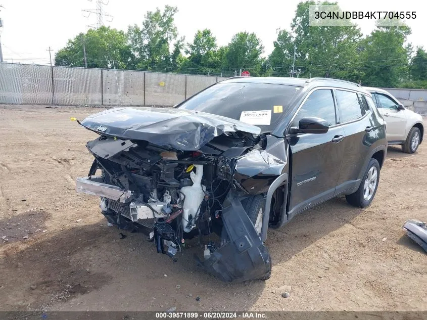 3C4NJDBB4KT704555 2019 Jeep Compass Latitude 4X4