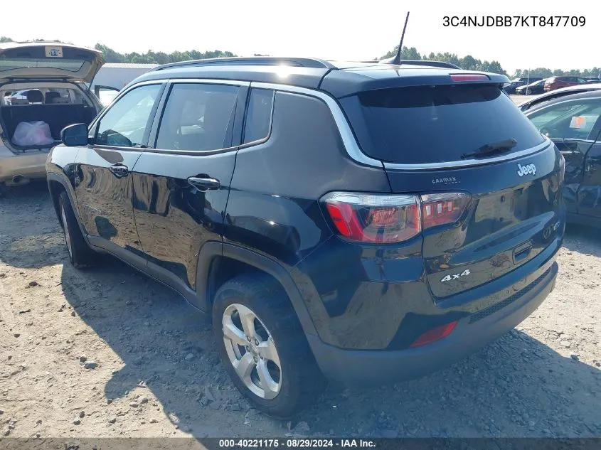 3C4NJDBB7KT847709 2019 Jeep Compass Latitude 4X4