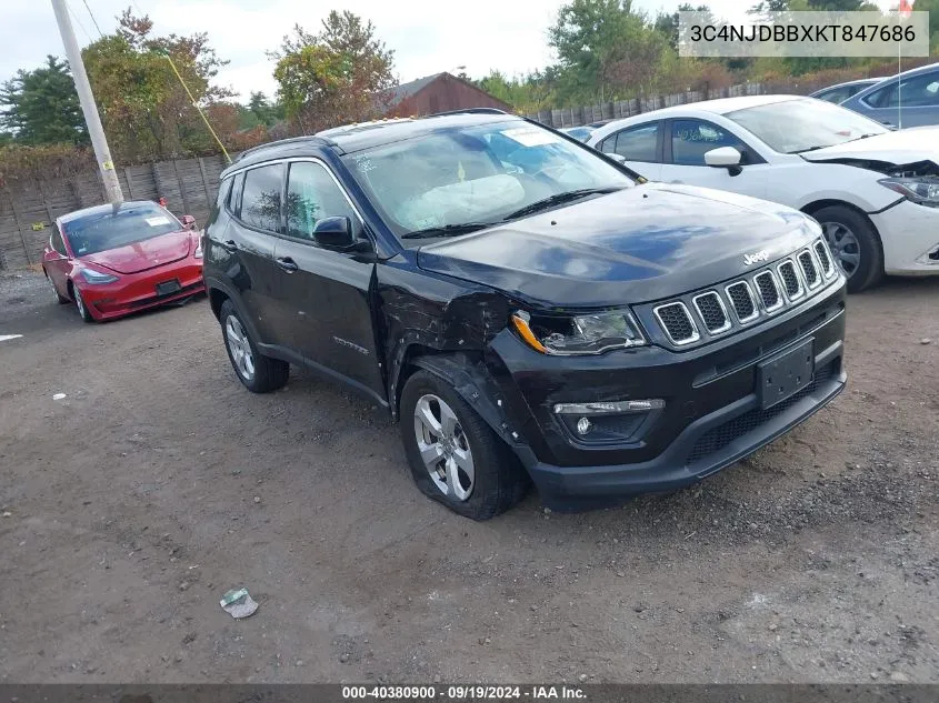 3C4NJDBBXKT847686 2019 Jeep Compass Latitude 4X4