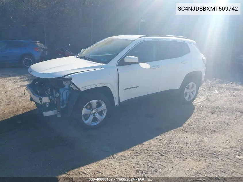 2021 Jeep Compass Latitude 4X4 VIN: 3C4NJDBBXMT509742 Lot: 40806132