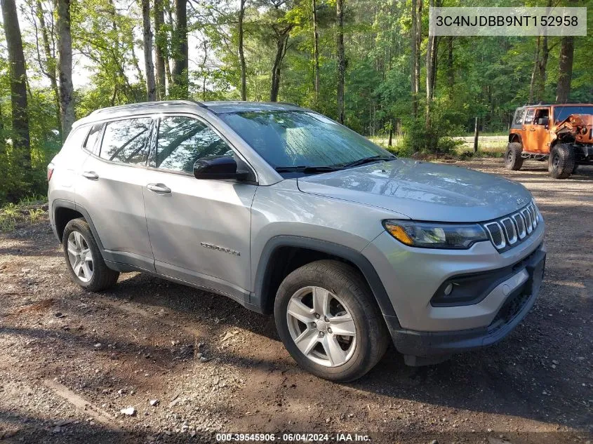 2022 Jeep Compass Latitude 4X4 VIN: 3C4NJDBB9NT152958 Lot: 39545906