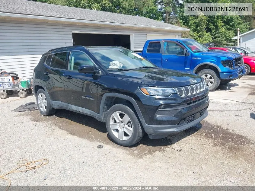 2022 Jeep Compass Latitude 4X4 VIN: 3C4NJDBB3NT228691 Lot: 40150229