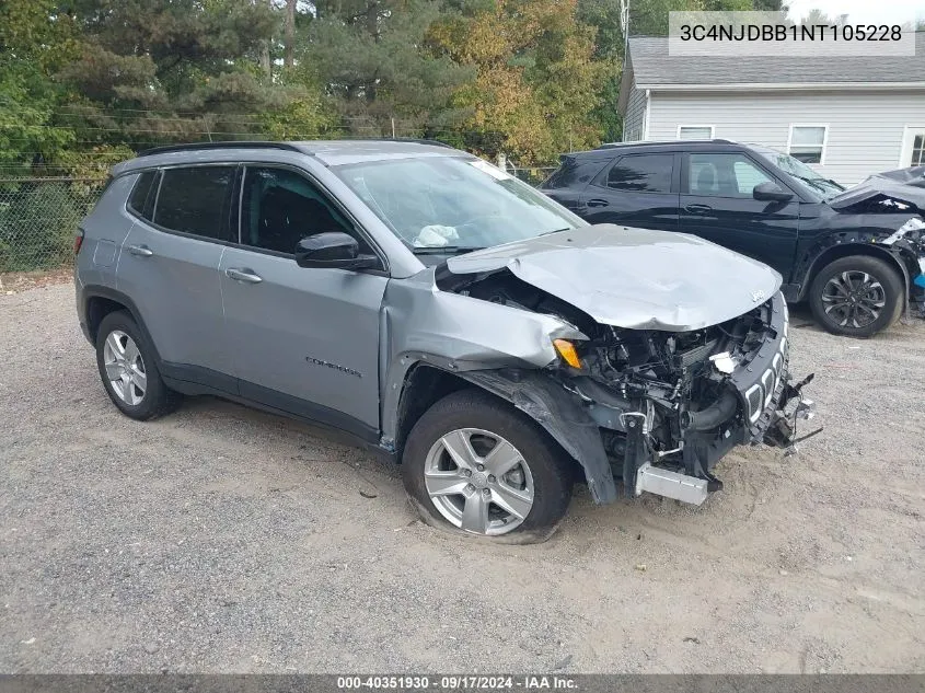 2022 Jeep Compass Latitude 4X4 VIN: 3C4NJDBB1NT105228 Lot: 40351930