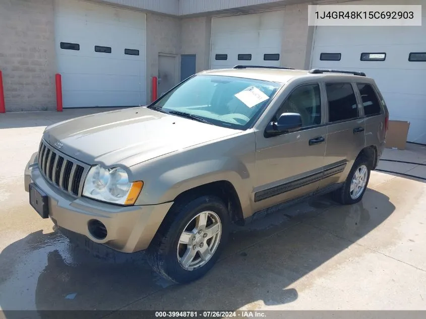 2005 Jeep Grand Cherokee Laredo VIN: 1J4GR48K15C692903 Lot: 39948781