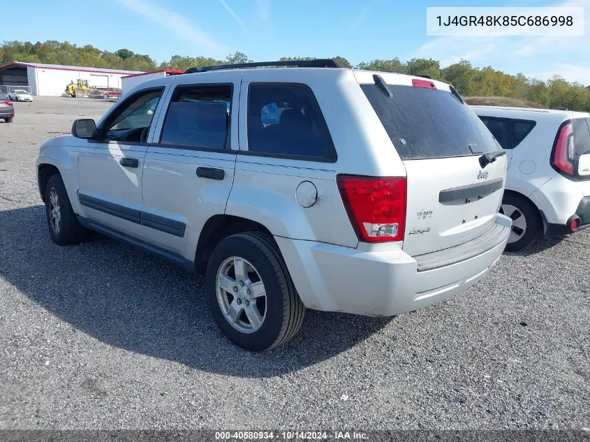 2005 Jeep Grand Cherokee Laredo VIN: 1J4GR48K85C686998 Lot: 40580934