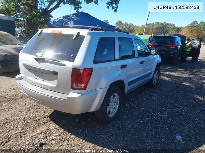 2005 Jeep Grand Cherokee Laredo VIN: 1J4GR48K45C592438 Lot: 40590438