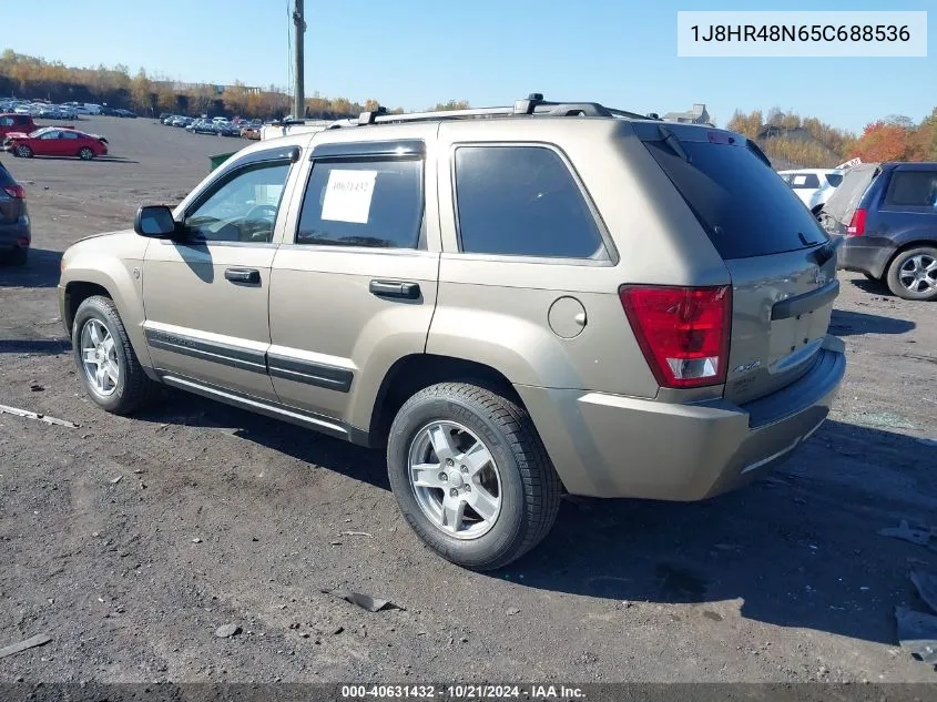 2005 Jeep Grand Cherokee Laredo VIN: 1J8HR48N65C688536 Lot: 40631432