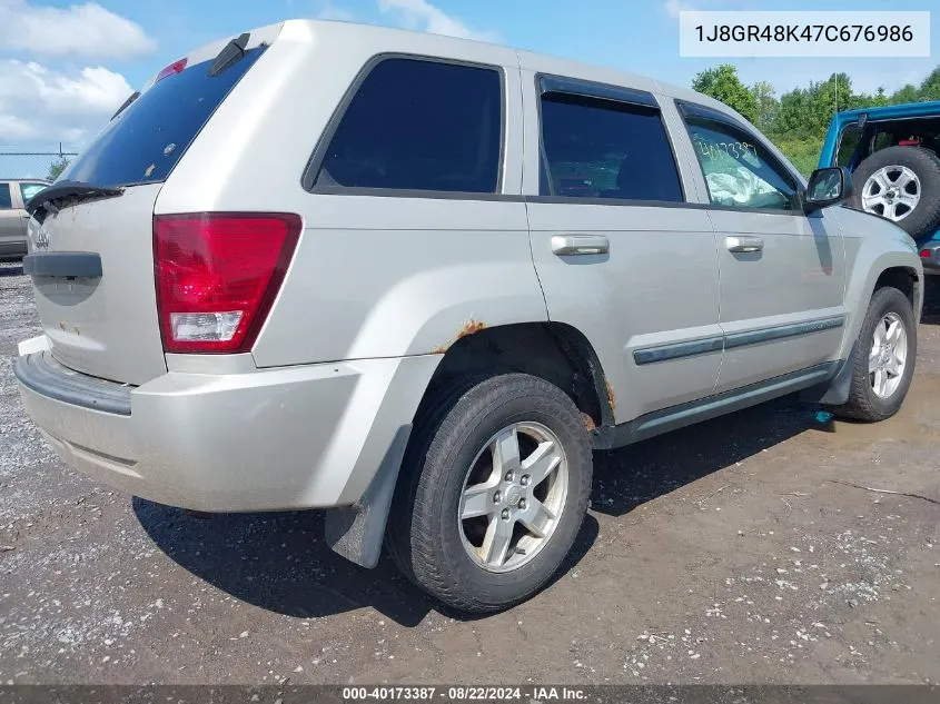 2007 Jeep Grand Cherokee Laredo VIN: 1J8GR48K47C676986 Lot: 40173387