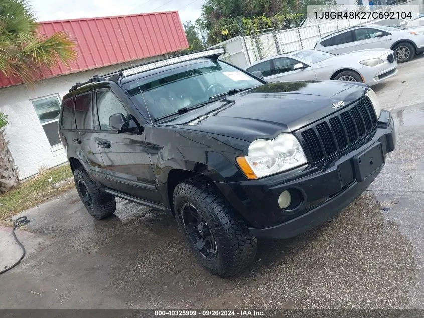 2007 Jeep Grand Cherokee Laredo VIN: 1J8GR48K27C692104 Lot: 40325999